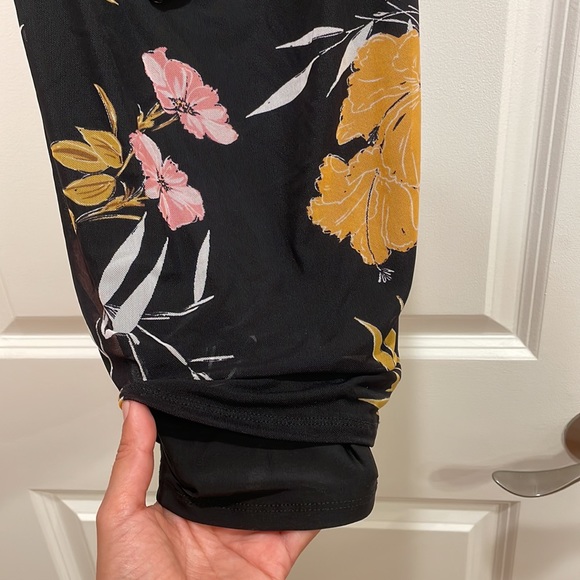 GUESS NWT Gabrielle ruched cutout dress size small 👗 - Picture 10 of 14